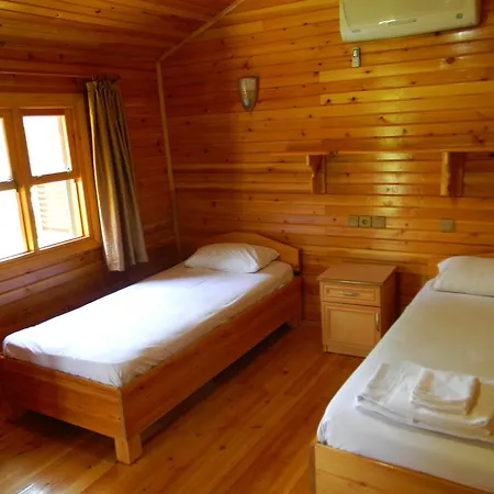 Orman Evi Armina Çıralı