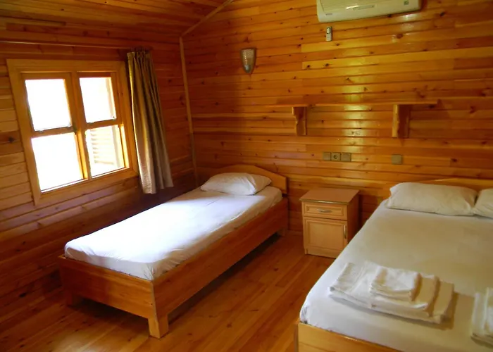 Chata Armina Çıralı