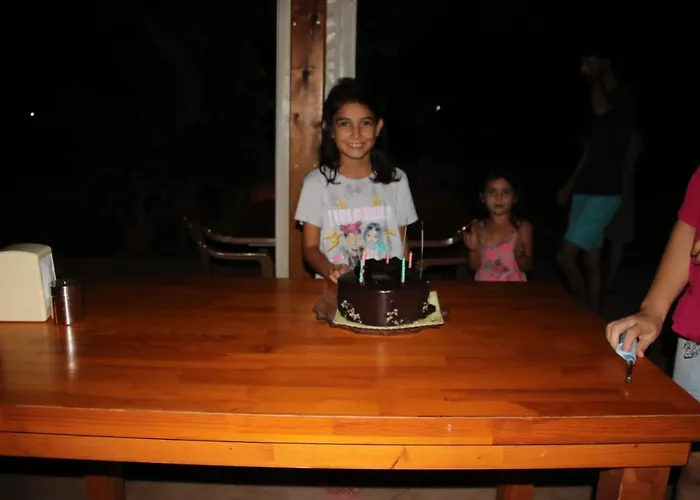 Armina Chata Çıralı